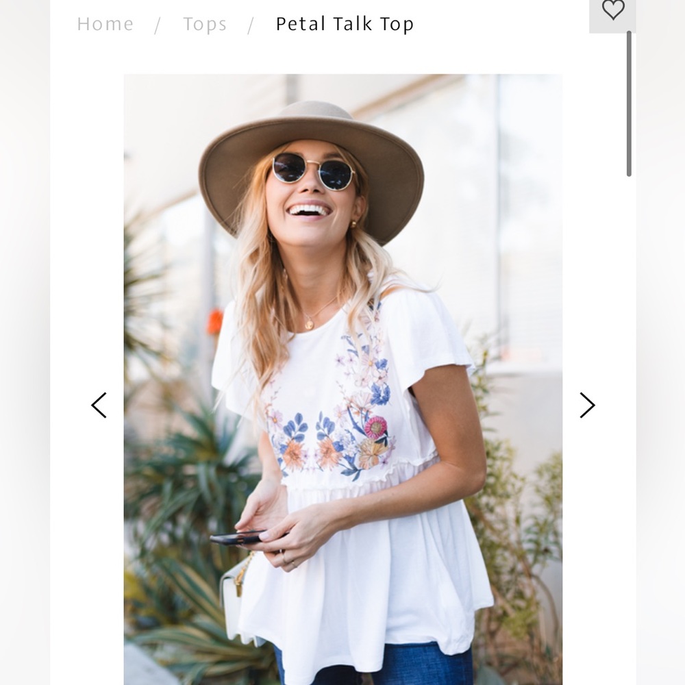 Amaryllis petal talk top